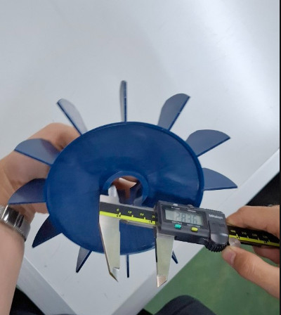 Hệ thống quản lý chất lượng 3 Measurement check by calipers